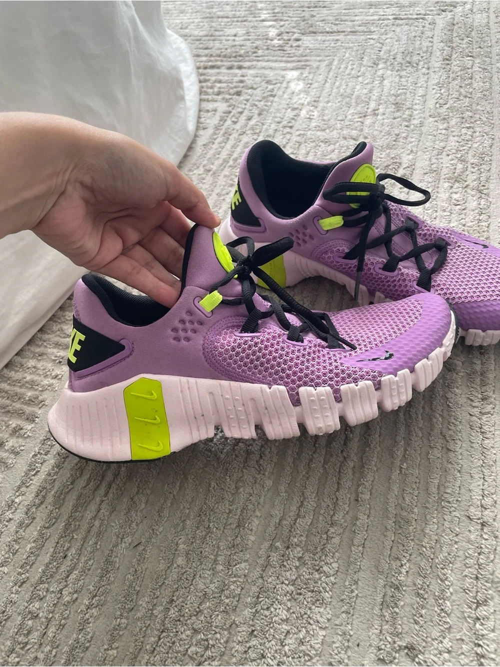 Nike Free Metcon 4 Rush Fuchsia Volt Sneakers